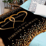 couverture prénoms sur un lit