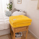 Large bed blanket